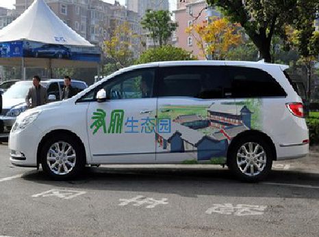 随州户外车贴喷绘如何保持效果?