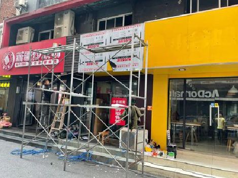 随州制作广告招牌如何避免它发黄？